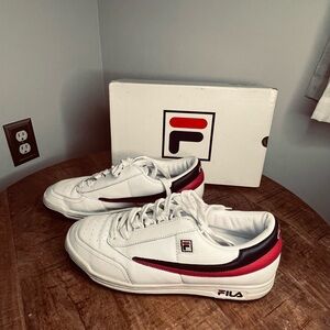 Fila Men's White Sneakers with Red and Black Accents